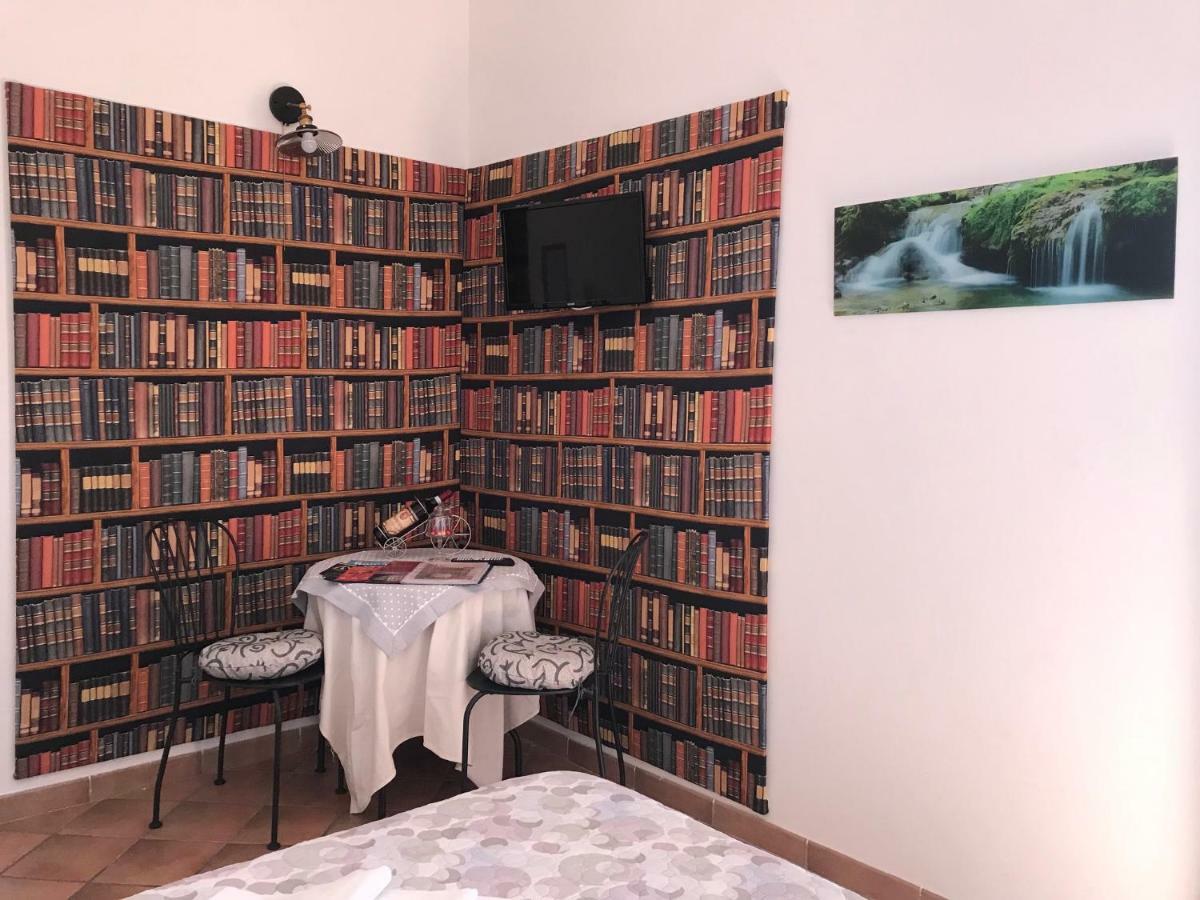 Agli Acquedotti Romani ภายนอก รูปภาพ